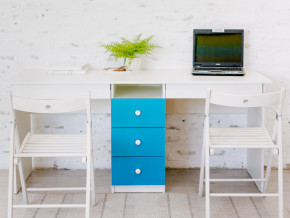 Стол письменный двухместный В 5 голубой в Кушве - kushva.magazinmebel.ru | фото